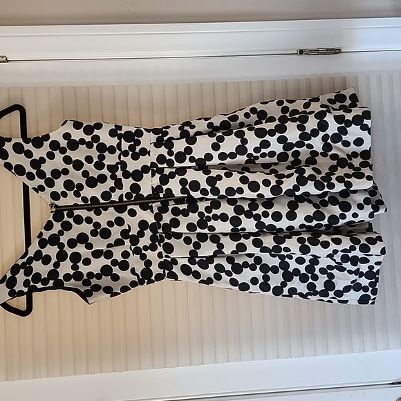 TAYLOR CLASSIC DRESS - Picture 3 of 5